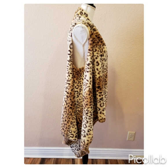 Ruggine Open Front Leopard Print Kimono - Picture 5 of 11